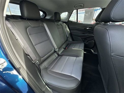 Certified 2024 Chevrolet Trax LT w/ LT Convenience Package image 24