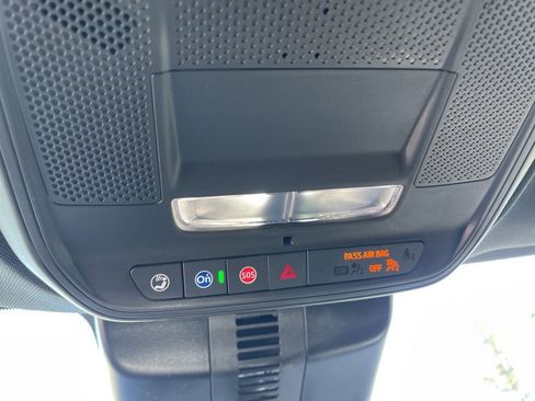 New 2026 Chevrolet Traverse LT w/ Driver Confidence Package image 24