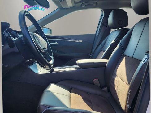 Used 2014 Chevrolet Impala LT w/ Premium Seating Package image 9