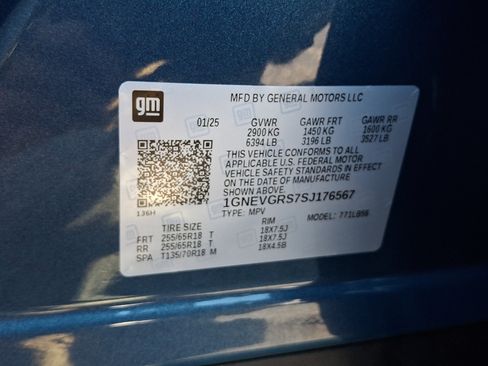 Used 2025 Chevrolet Traverse LT w/ Driver Confidence Package AWD/4WD image 27