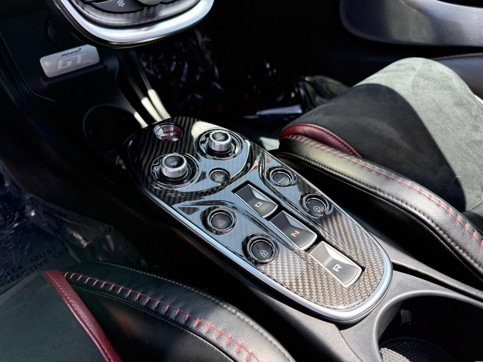 Used 2020 McLaren GT RWD image 36