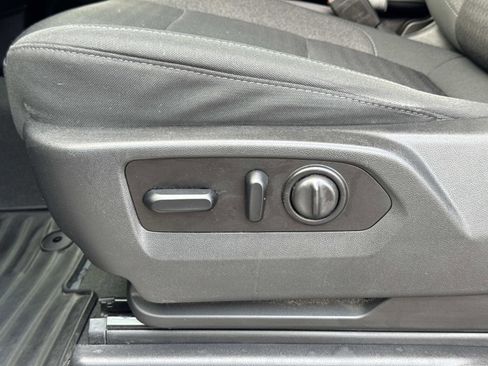 Used 2021 Chevrolet Silverado 3500 LT w/ Convenience Package image 22