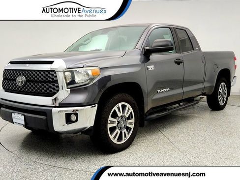 Used 2020 Toyota Tundra SR5 w/ SR5 Upgrade Package RWD image 1
