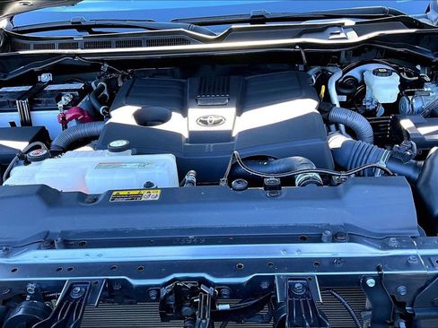 Used 2023 Toyota Tundra Limited image 22