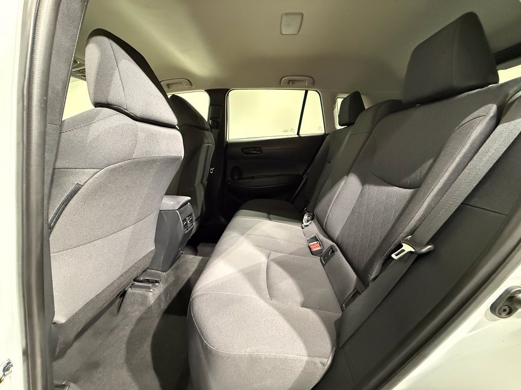 Certified 2023 Toyota Corolla Cross LE AWD/4WD image 18