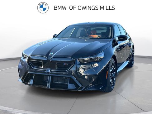 New 2026 BMW M5 w/ Carbon Package image 1