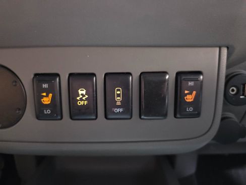Used 2019 Nissan Frontier SV RWD image 32