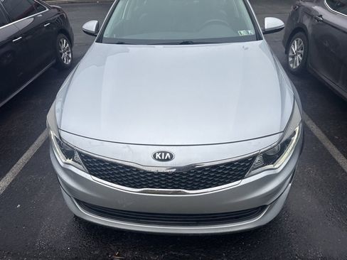 Used 2016 Kia Optima EX w/ Premium Package image 2