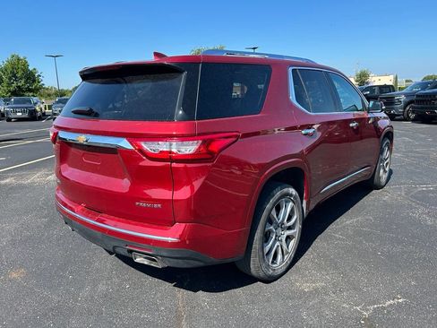 Used 2019 Chevrolet Traverse Premier w/ Driver Confidence II Package FWD image 9