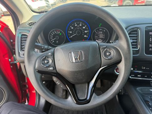 Used 2016 Honda HR-V EX image 9
