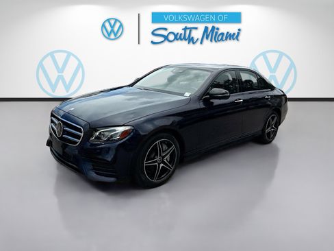 Used 2020 Mercedes-Benz E 350 4MATIC Sedan w/ Driver Assistance Package image 3