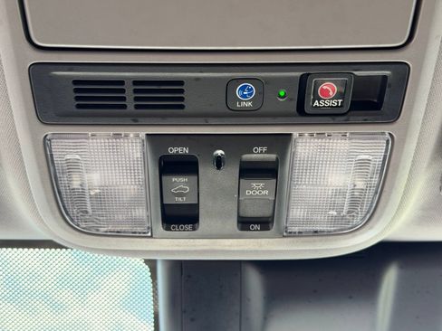 Used 2019 Honda Odyssey Touring image 25
