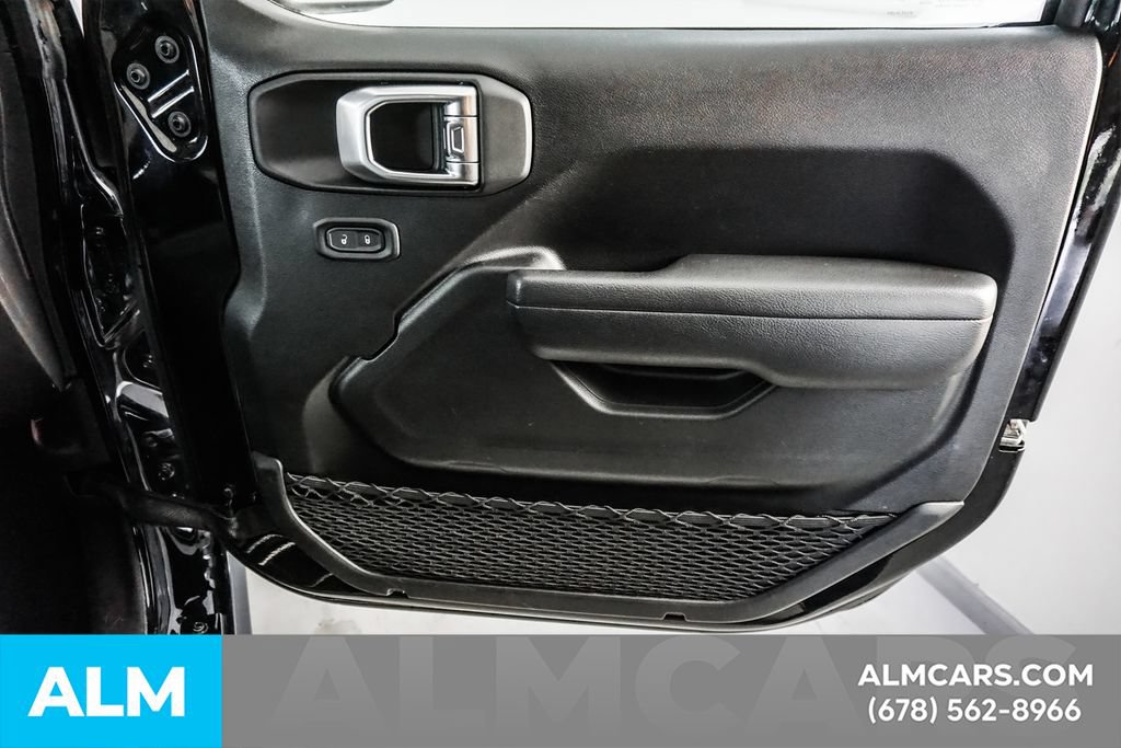 Used 2025 Jeep Wrangler Unlimited Sport AWD/4WD image 45