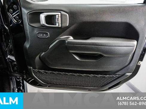 Used 2025 Jeep Wrangler Unlimited Sport AWD/4WD image 45
