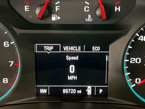 Used 2021 Chevrolet Malibu LT FWD image 15
