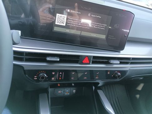 New 2026 Kia Sorento LX image 25