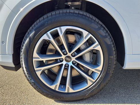 New 2026 Audi Q7 2.0T Premium image 11