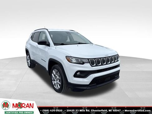 Used 2022 Jeep Compass Latitude image 7