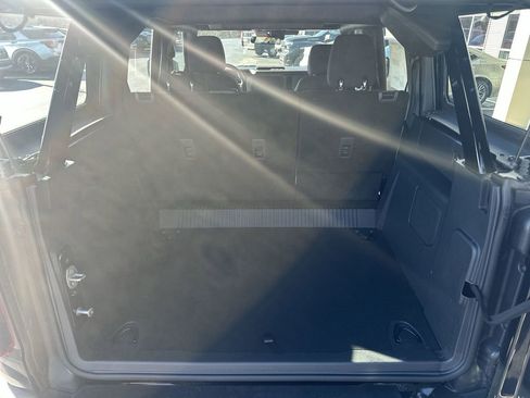 New 2025 Ford Bronco 4-Door AWD/4WD image 28