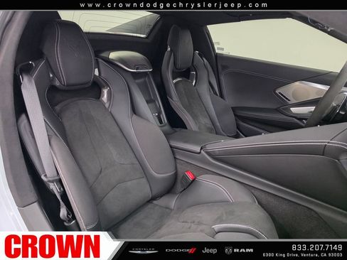 Used 2024 Chevrolet Corvette Stingray Premium Conv w/ Z51 Performance Package RWD image 19