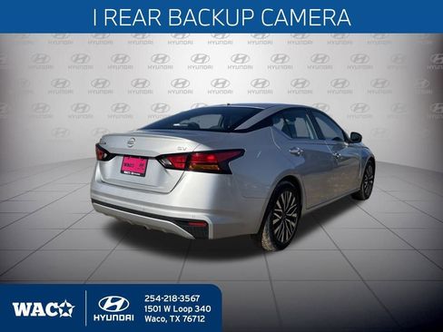 Used 2023 Nissan Altima 2.5 SV image 9