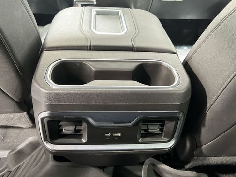 Used 2022 Chevrolet Silverado 1500 LTZ w/ Z71 Off-Road Package image 21