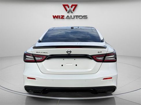 Used 2022 Nissan Maxima SR w/ Sport Mat Group image 6