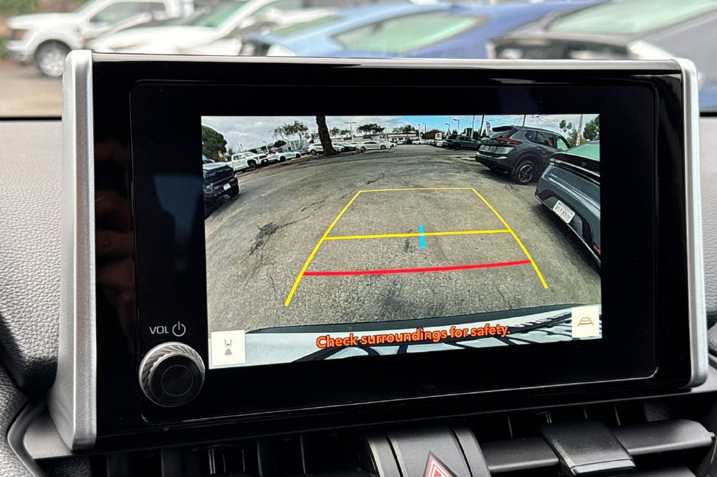 Certified 2024 Toyota RAV4 LE FWD image 18