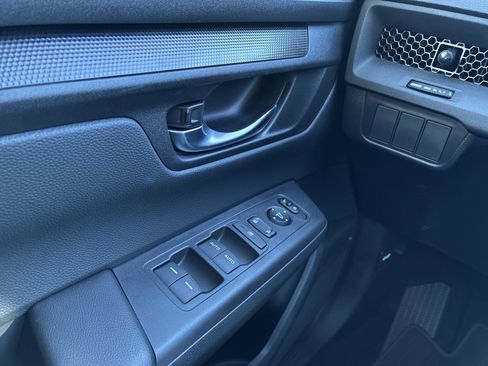 Certified 2026 Honda CR-V EX image 40