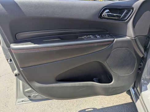 Used 2025 Dodge Durango GT AWD/4WD image 15