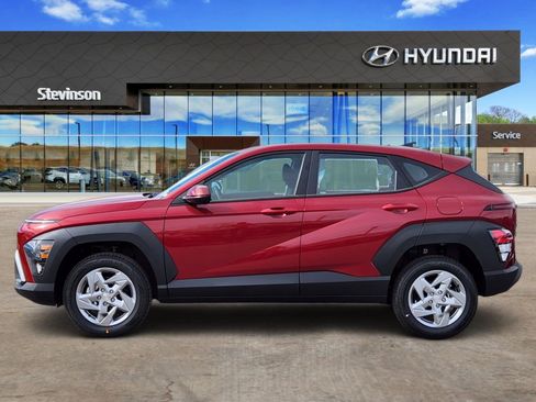 New 2026 Hyundai Kona SE AWD/4WD image 2