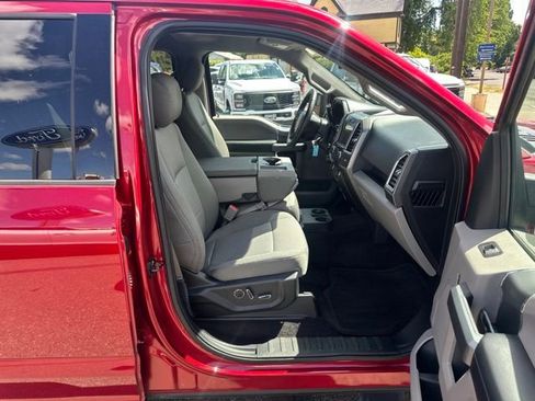Used 2016 Ford F150 XLT w/ Equipment Group 302A Luxury AWD/4WD image 23