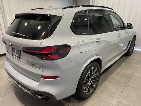 Used 2026 BMW X5 xDrive40i w/ M Sport Package AWD/4WD image 6