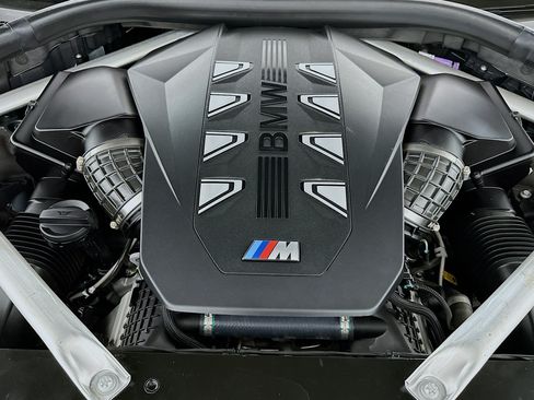 Used 2023 BMW X7 M60i w/ Executive Package AWD/4WD image 34