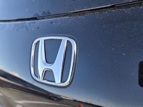 Used 2023 Honda HR-V EX-L image 10