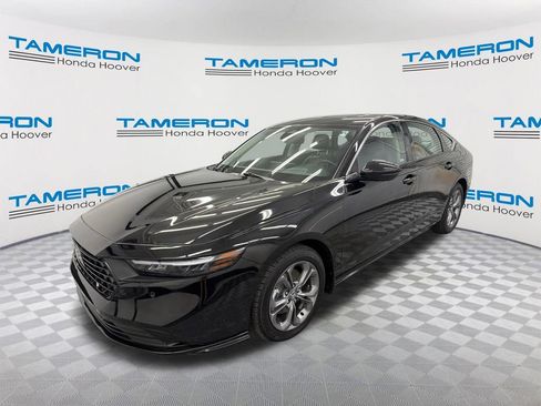 Used 2023 Honda Accord EX-L image 1