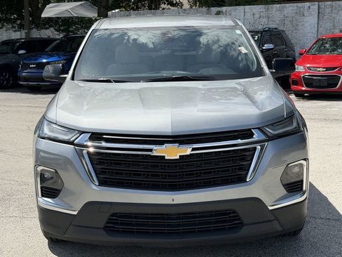 Used 2023 Chevrolet Traverse LS FWD image 3