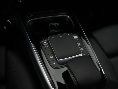 Certified 2023 Mercedes-Benz GLA 250 image 18