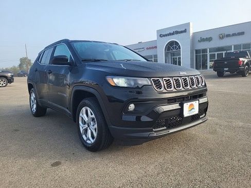 New 2026 Jeep Compass Latitude image 7