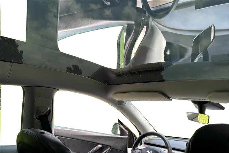 Used 2021 Tesla Model Y 2WD image 21