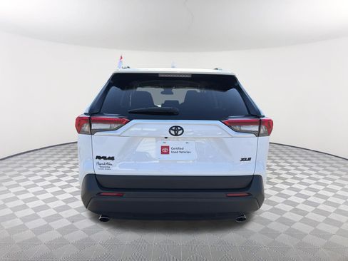 Certified 2025 Toyota RAV4 XLE FWD image 15