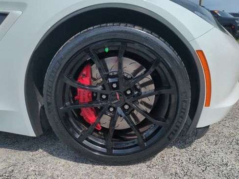 Used 2019 Chevrolet Corvette Grand Sport w/ Carbon Flash Badge Package RWD image 11
