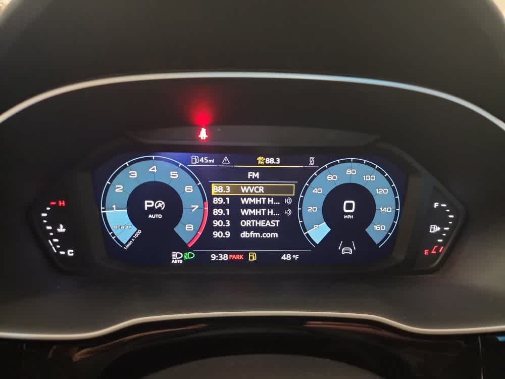 Used 2024 Audi Q3 2.0T Premium AWD/4WD image 8