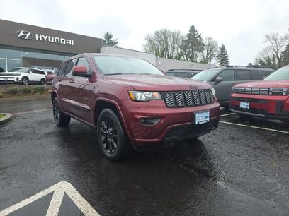 Used 2020 Jeep Grand Cherokee Altitude