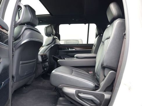 Certified 2023 Jeep Grand Wagoneer 4WD image 28