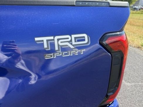 New 2025 Toyota Tacoma TRD Sport image 11
