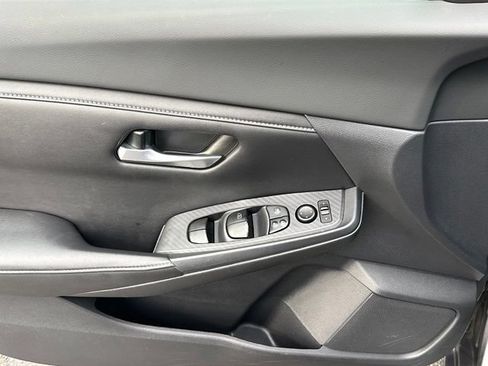 Used 2021 Nissan Sentra SV w/ Trunk Package FWD image 18