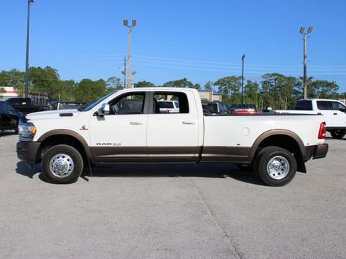 Used 2021 RAM 3500 Limited image 6