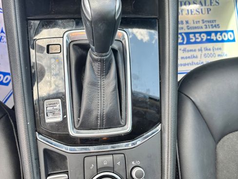 Used 2021 MAZDA CX-5 Touring image 17