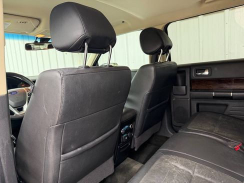 Used 2015 Ford Flex Limited w/ Equipment Group 301A AWD/4WD image 16